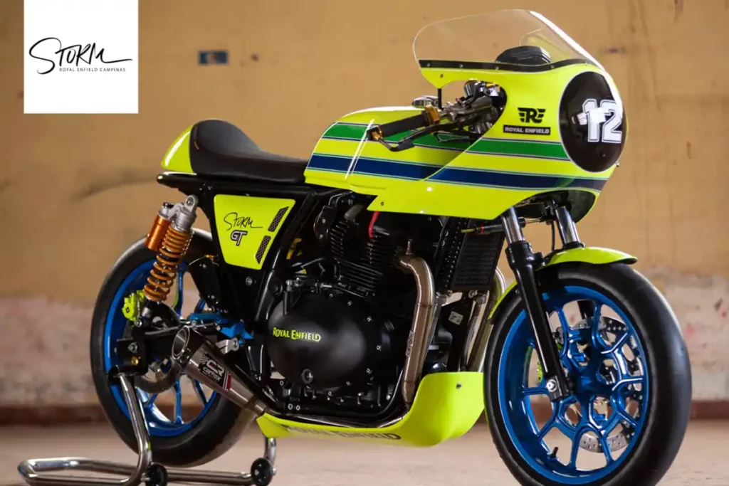imagem da moto do grupo storm participante do royal enfield btr