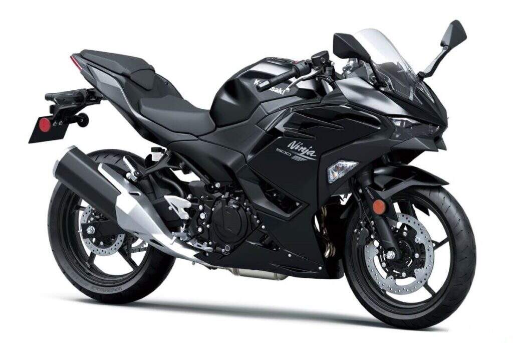 imagem kawasaki ninja 500 2026 black