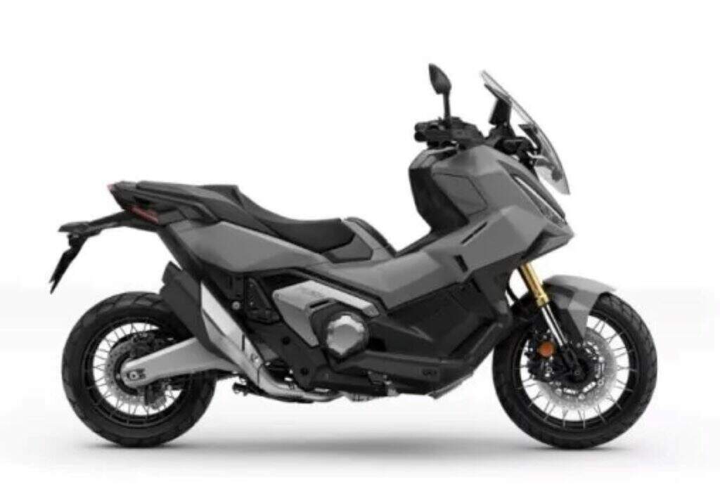 imagem lateral novo x-adv 2026 cinza