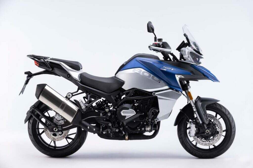 imagem lateral qjmotor srt 800