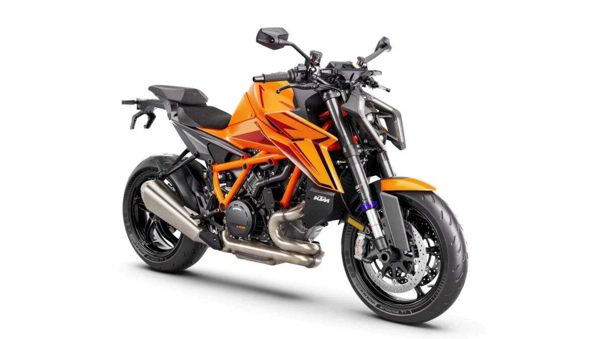 imagem da ktm 1390 super duke evo r 2025 orange