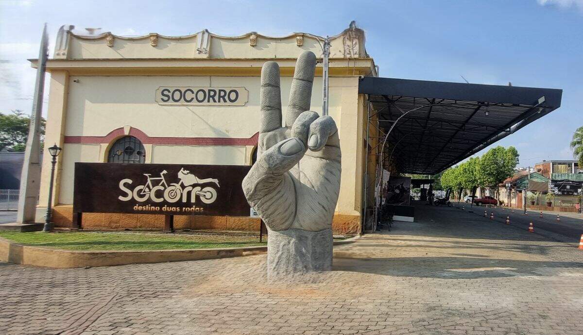 Monumento-Rota-Biker-12