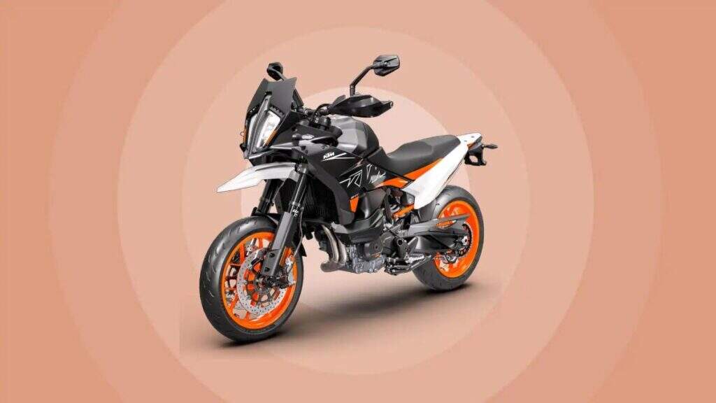 imagem da ktm 1390 smt que será mostrada no eicma 2025