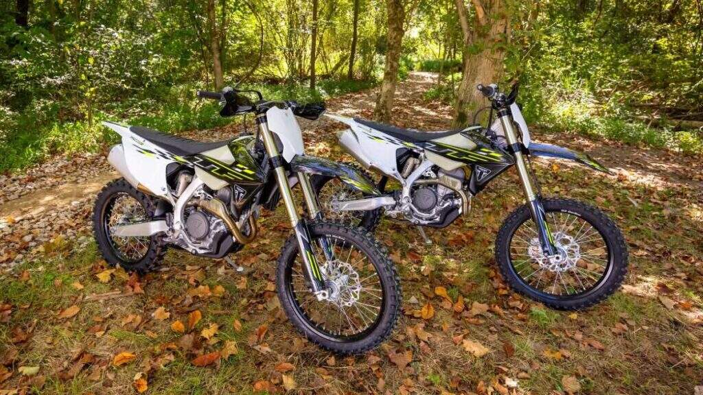 imagem das novas Triumph TF 250-C e TF 450-C