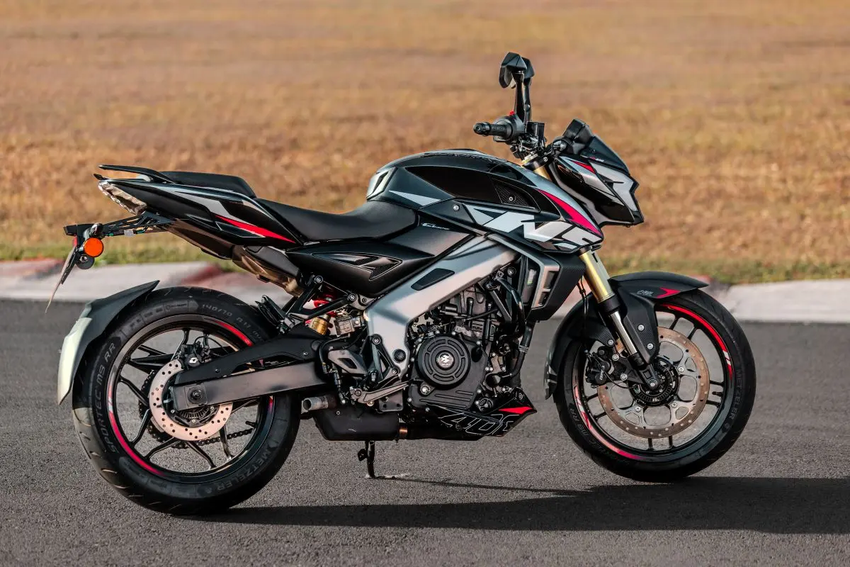 Bajaj-Dominar-NS400Z (13)