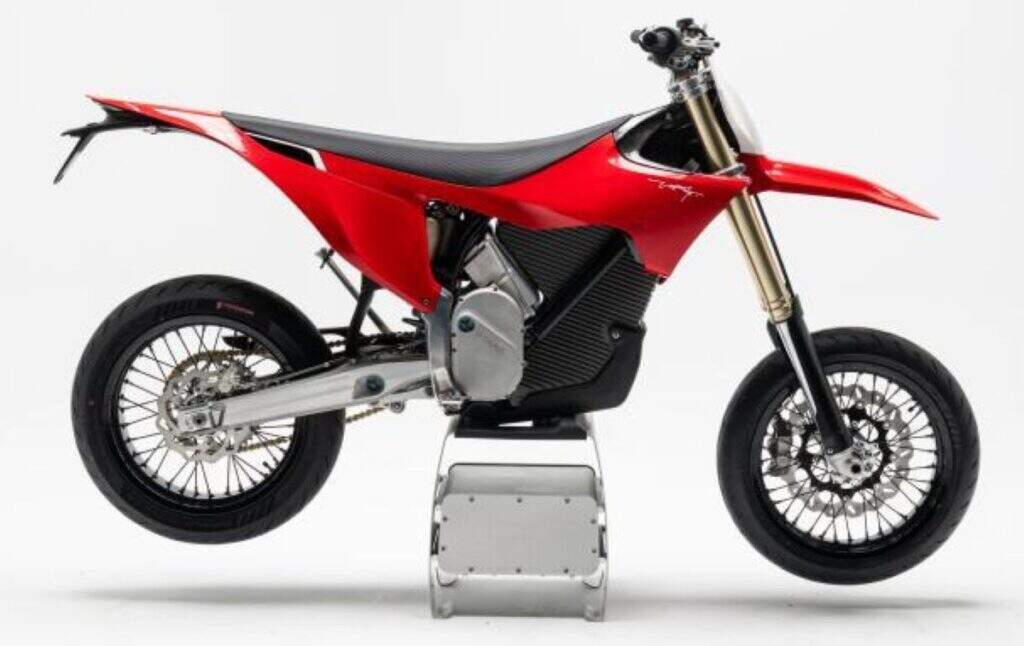 imagem lateralmoto elétrica Stark Future Varg SM