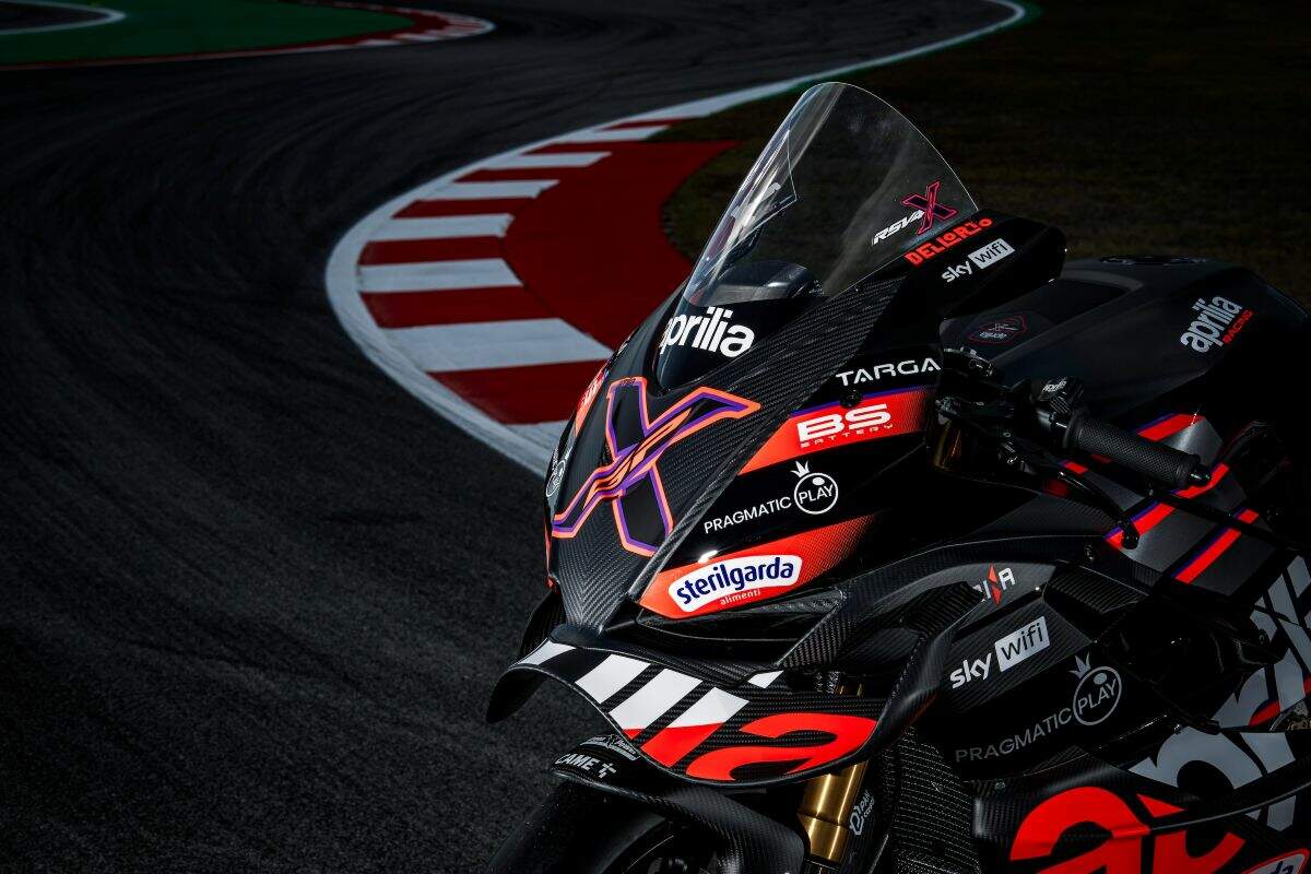 rsv4-x-gp-soldout-03