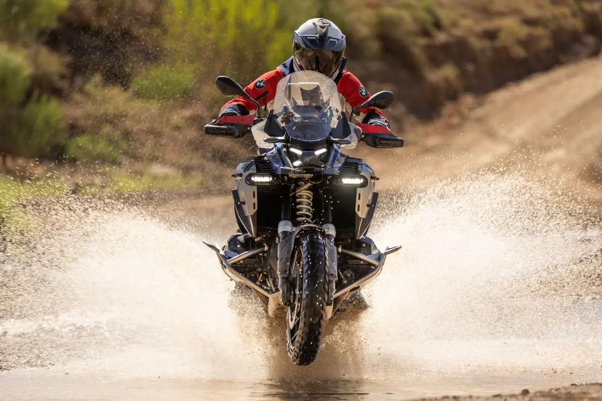 BMW-R-1300-GS-Adventure (1)