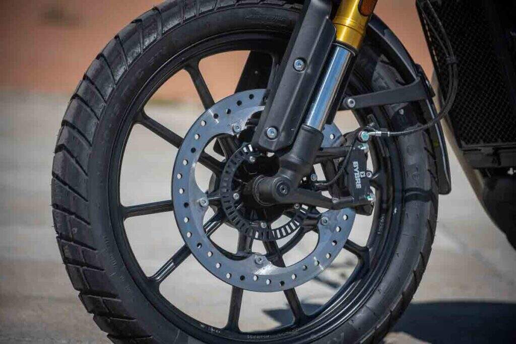 imagem do freio dianteiro da scrambler 400 x