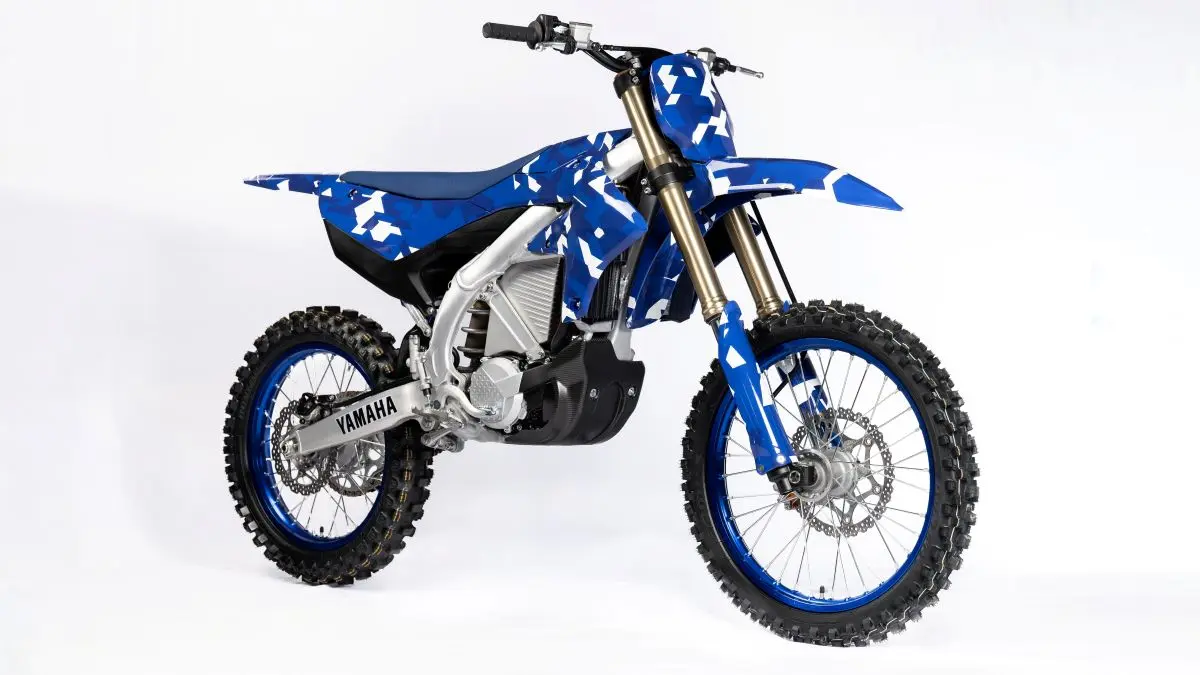 Yamaha-YE-01 (3)