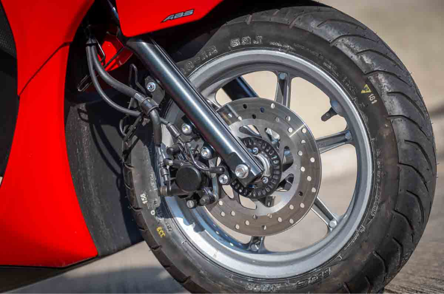 imagem do freio dianteiro do fluo hybrid