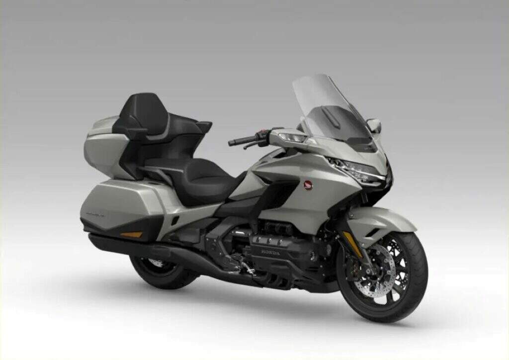 imagem lateral Honda Gold Wing 2026