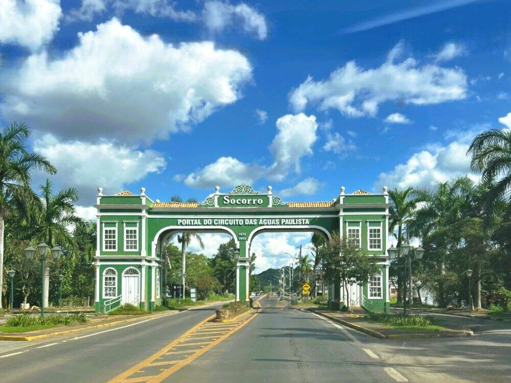 Portal-de-entrada-para-Circuito-das-Aguas-Paulista-001