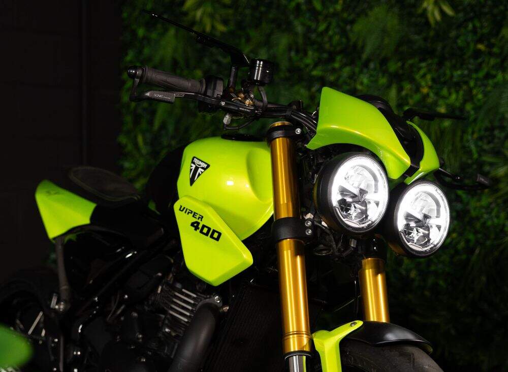 Triumph-Viper-400 (1)
