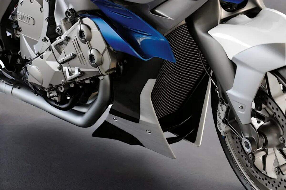 imagem-bmw-motorrad-concept-motociclismoonline