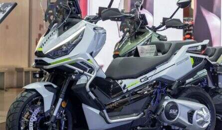 Zontes 552G: novo maxi-scooter aventureiro chega para ameaçar o Honda X-ADV