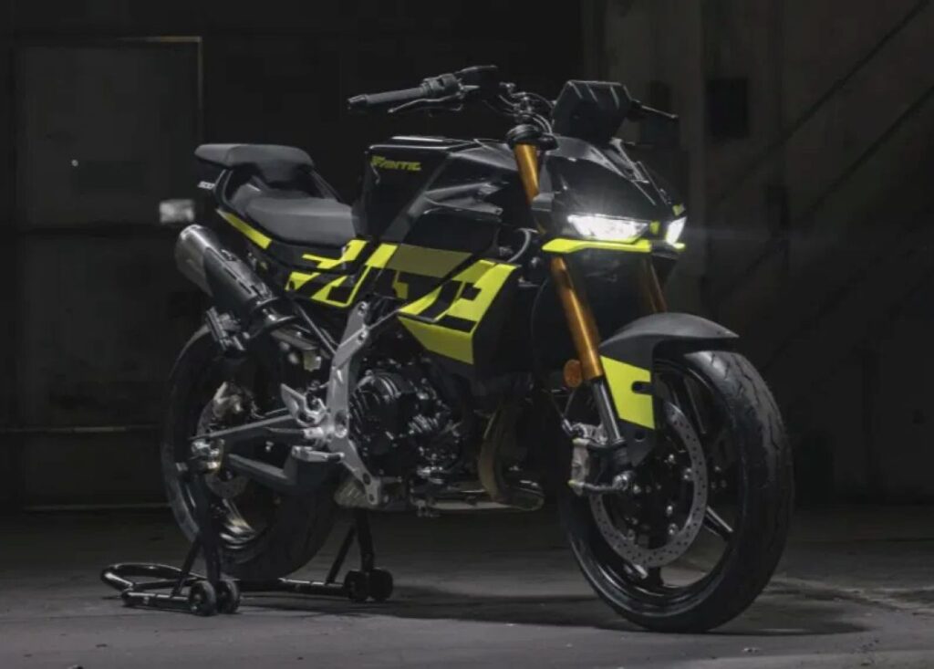 imagem frontal Fantic Stealth 500 acid yellow