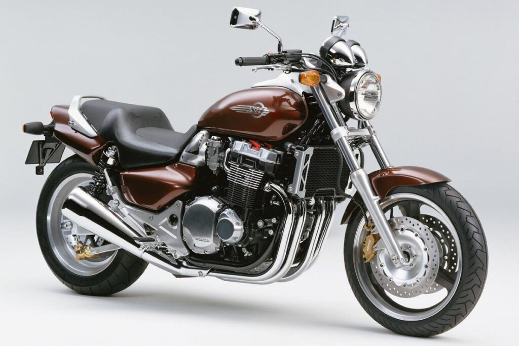 imagem honda x4 marron