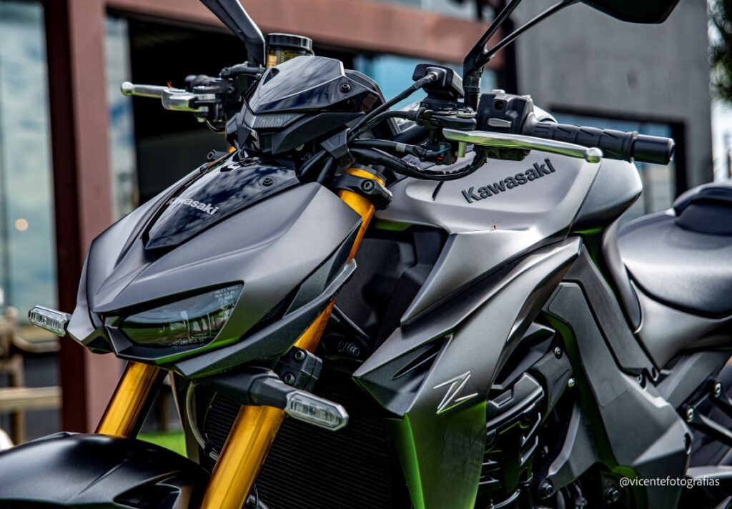imagem da carenagem da Nova Kawasaki Z1100 2026