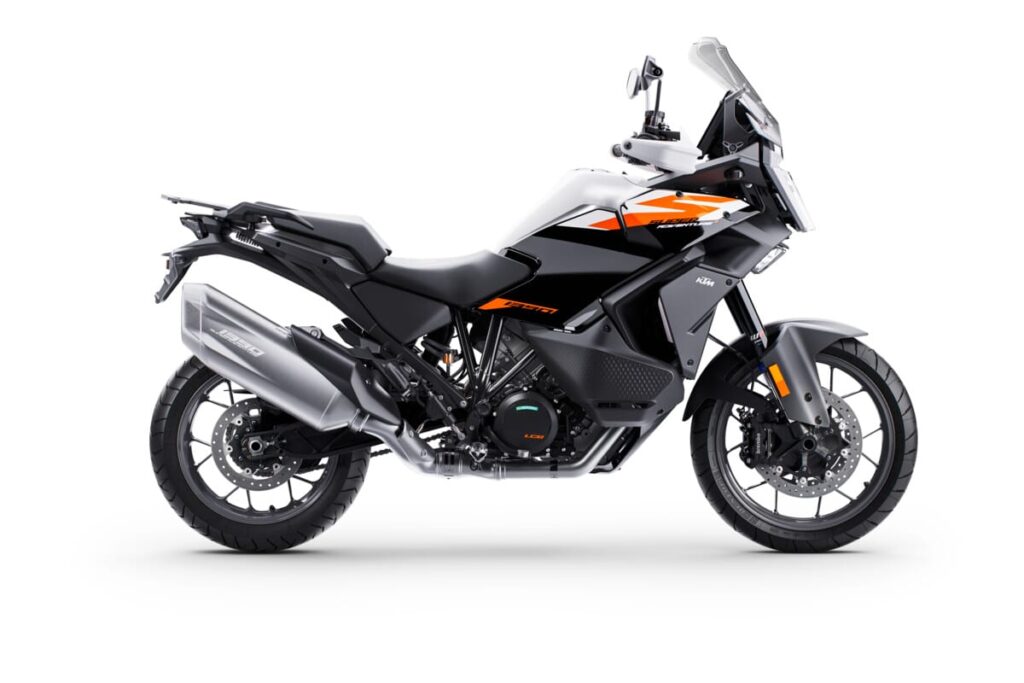 imagem lateral da KTM 1390 Super Adventure S EVO