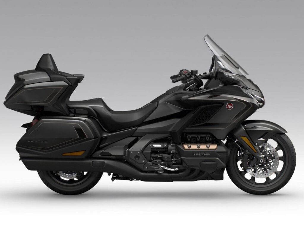 Honda Gold Wing Tour 2026 Gunmetal Black Metallic