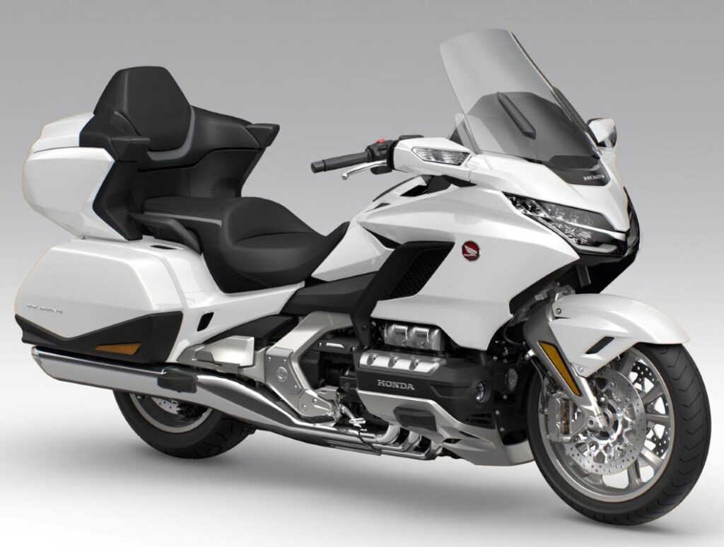 imagem honda gold wing tour 2026 Pearl Glare White