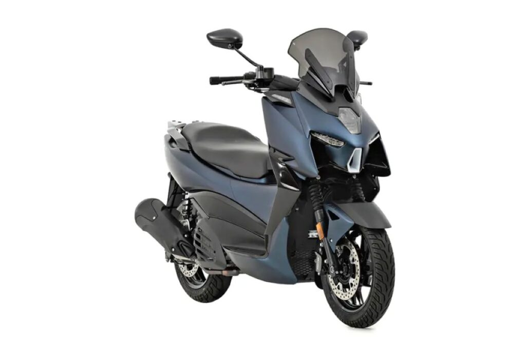 imagem frontal Zontes 125M