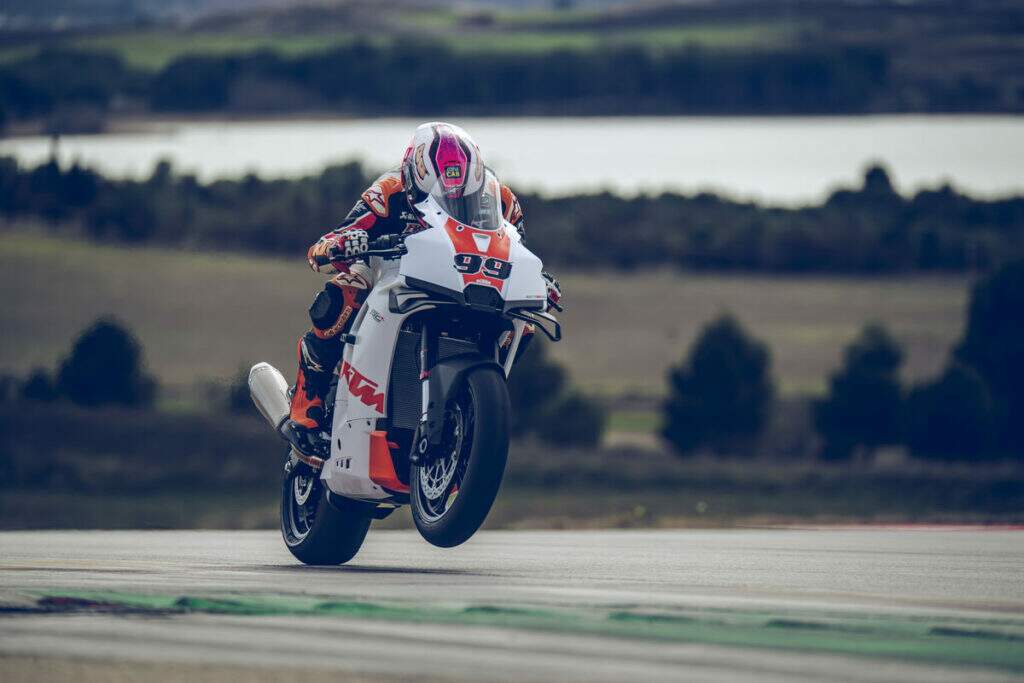 KTM-990-RC-R-TRACK