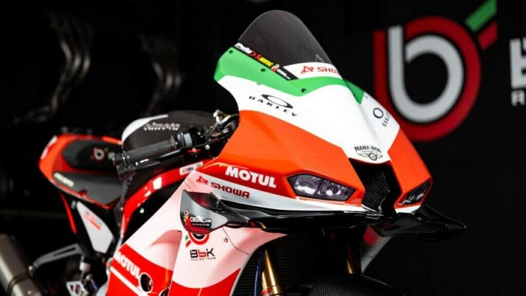 imagem frontal Bimota KB998 Rimini Elite