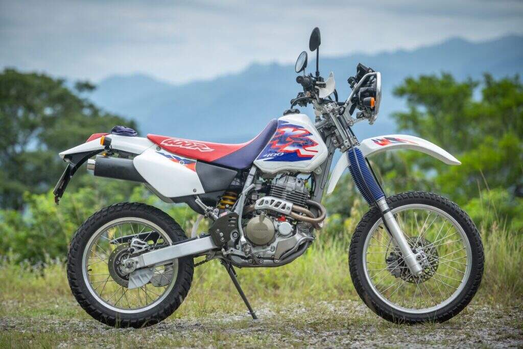 imagem lateral honda xr 400