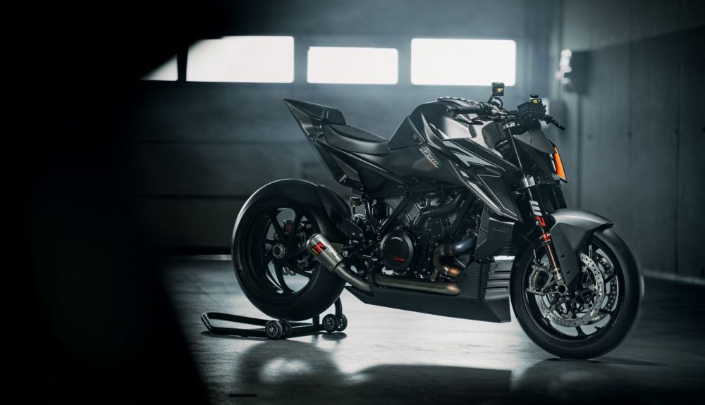 imagem lateral KTM 1390 Super Duke RR Track