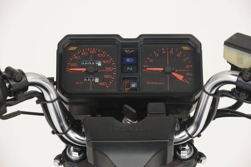 imagem Painel Honda CB 450DX 1990