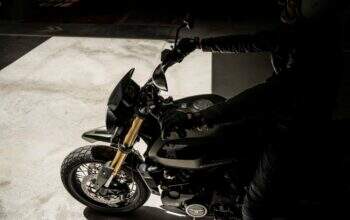 Moto-Morini-Seiemmezzo-Scrambler