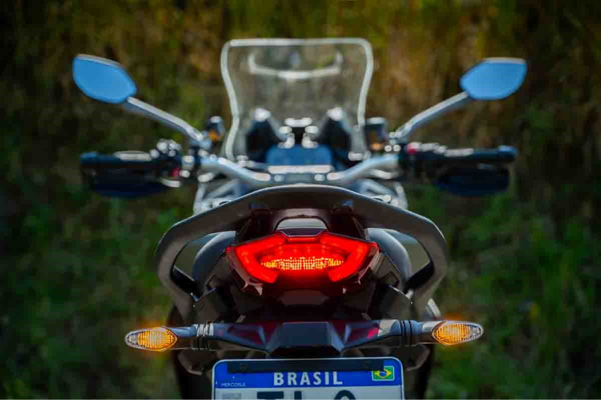 imagem lanterna traseira Ducati Multistrada V2 S 2026