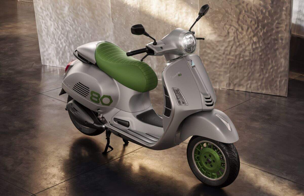 03-vespa-edizione-ottantesimo