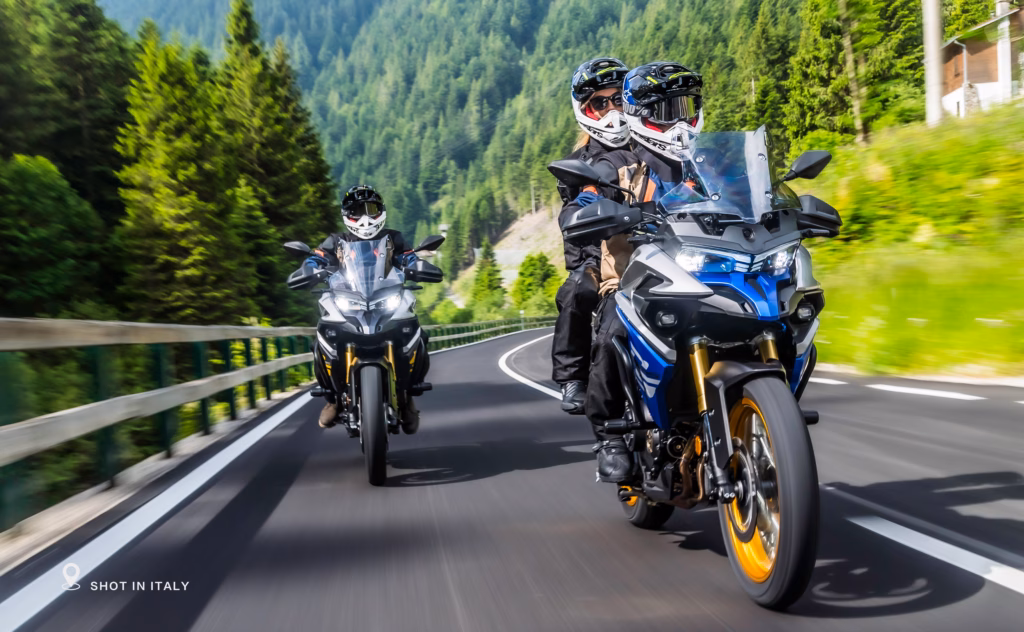 Apresentar a nova moto Voge, a DS525X, do segmento das big trail