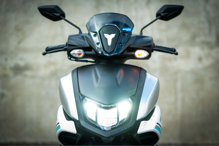 imagem frontal do novo ZR Hybrid Connected