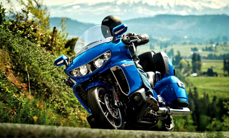 imagem em ação Yamaha Star Venture