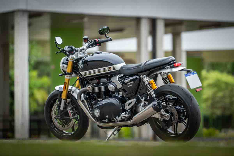 imagem traseira Triumph Speed Twin 1200 RS