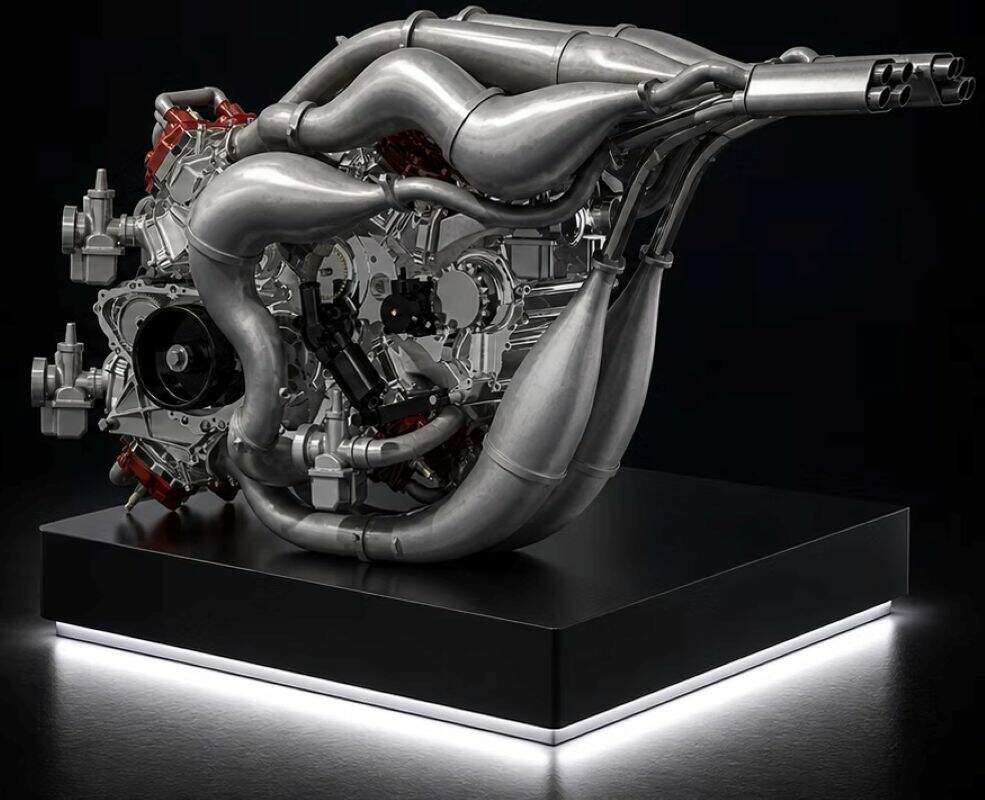 imagem do motor v8 da moto aperion