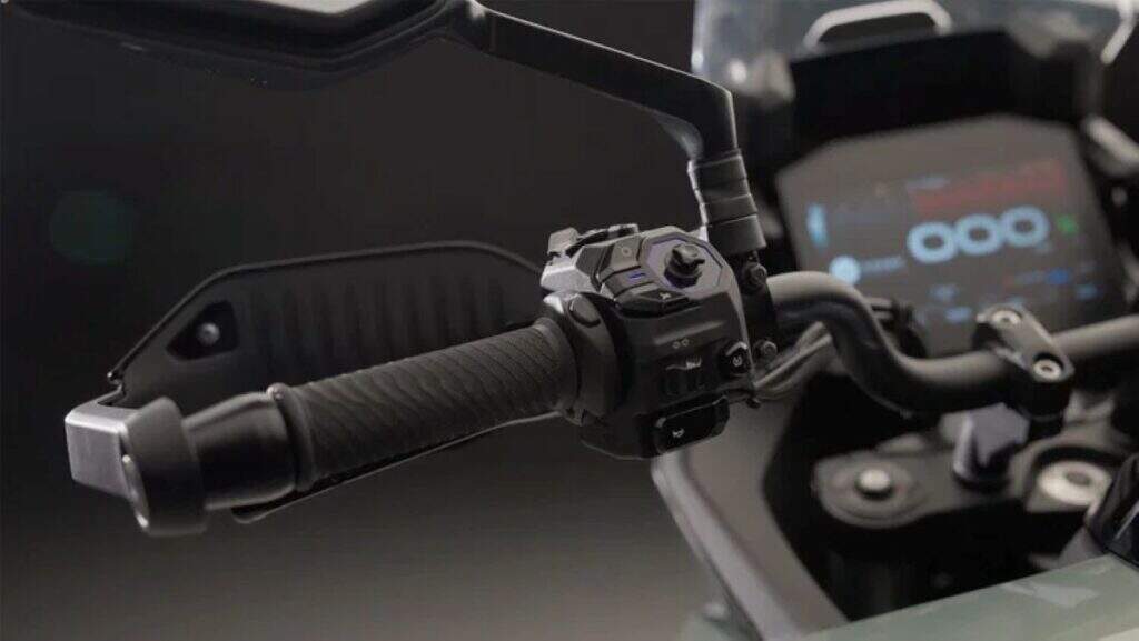 imagem do painel tft da norton atlas