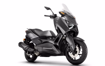 imagem-yamaha-xmax-300-2027-titaniun-black-motociclismoonline