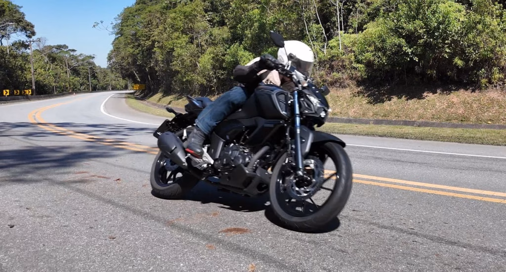 curv Yamaha FZ15