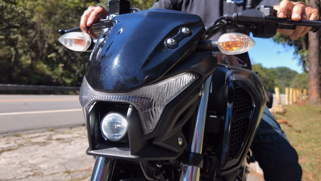 Farol Yamaha FZ15