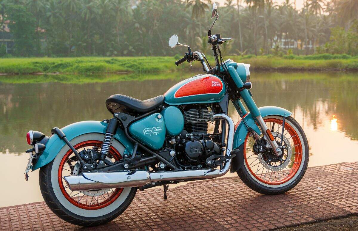 Royal-Enfield-Goan-Classic-350-Trip-Teal (3)