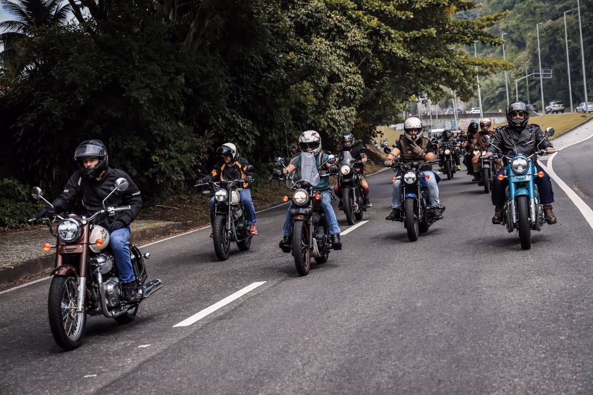 Royal Enfield celebra 125 anos e supera 100 mil motos em circulação no Brasil