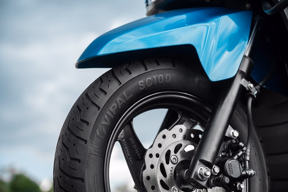 Vipal amplia linha para scooter com lançamento do pneu SC100