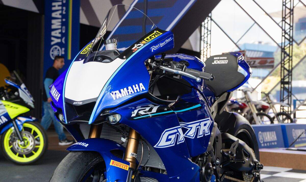 Yamaha-R1-GYTR-JDM78 (1)