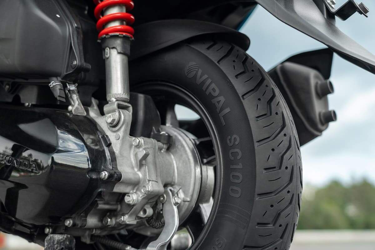 Roda de scooter com Pneu Vipal