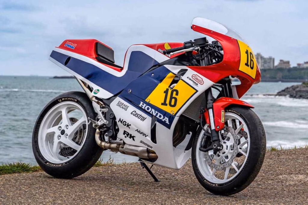 imagem da moto em 2º Lugar do honda customs 2026 na categoria CB750 Hornet: Last Lap Stilmoto 